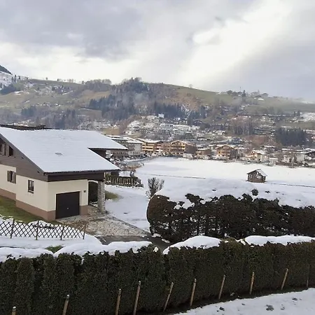 Inge - Downtown * Kaprun